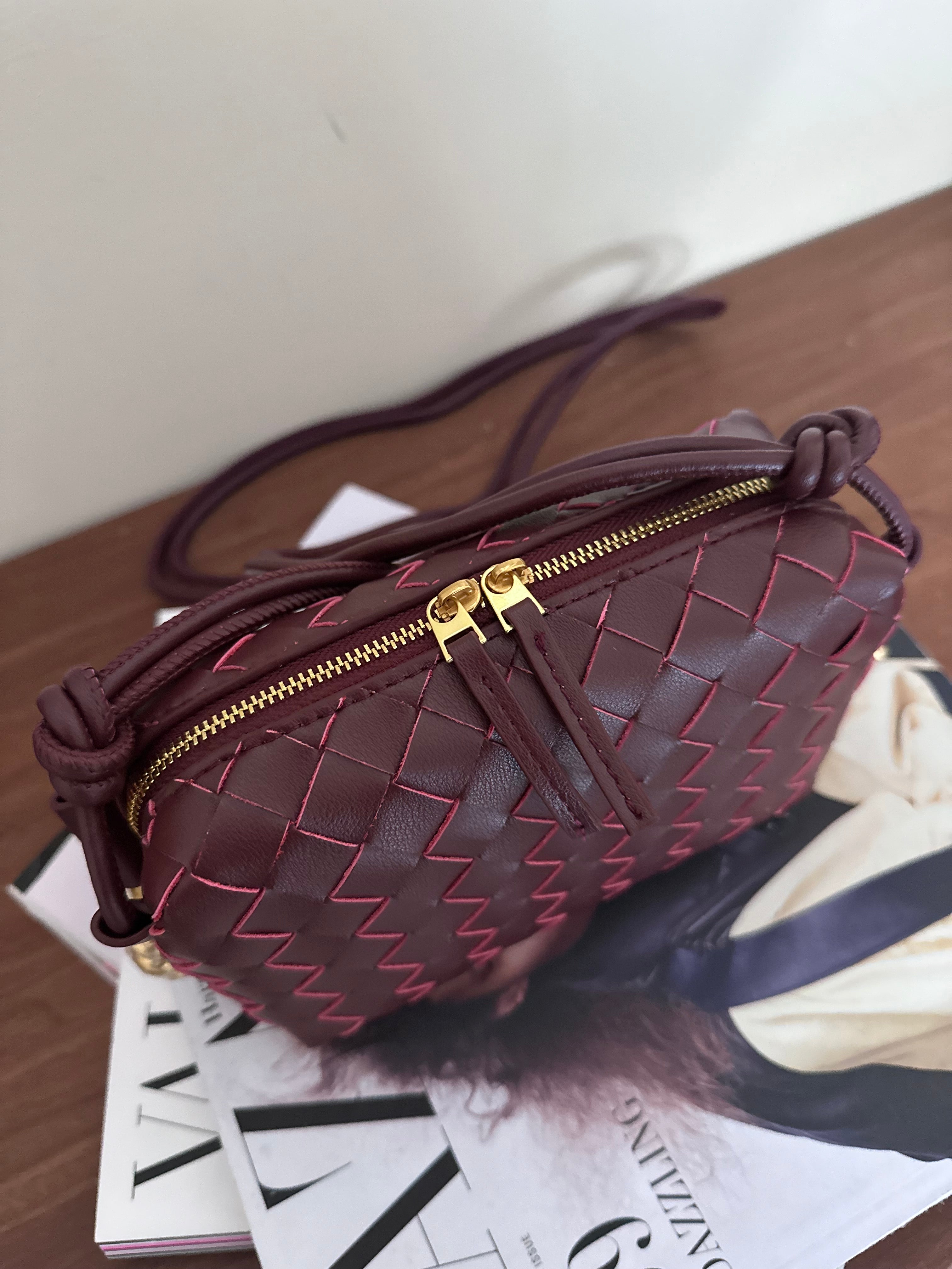 Borsa Aura