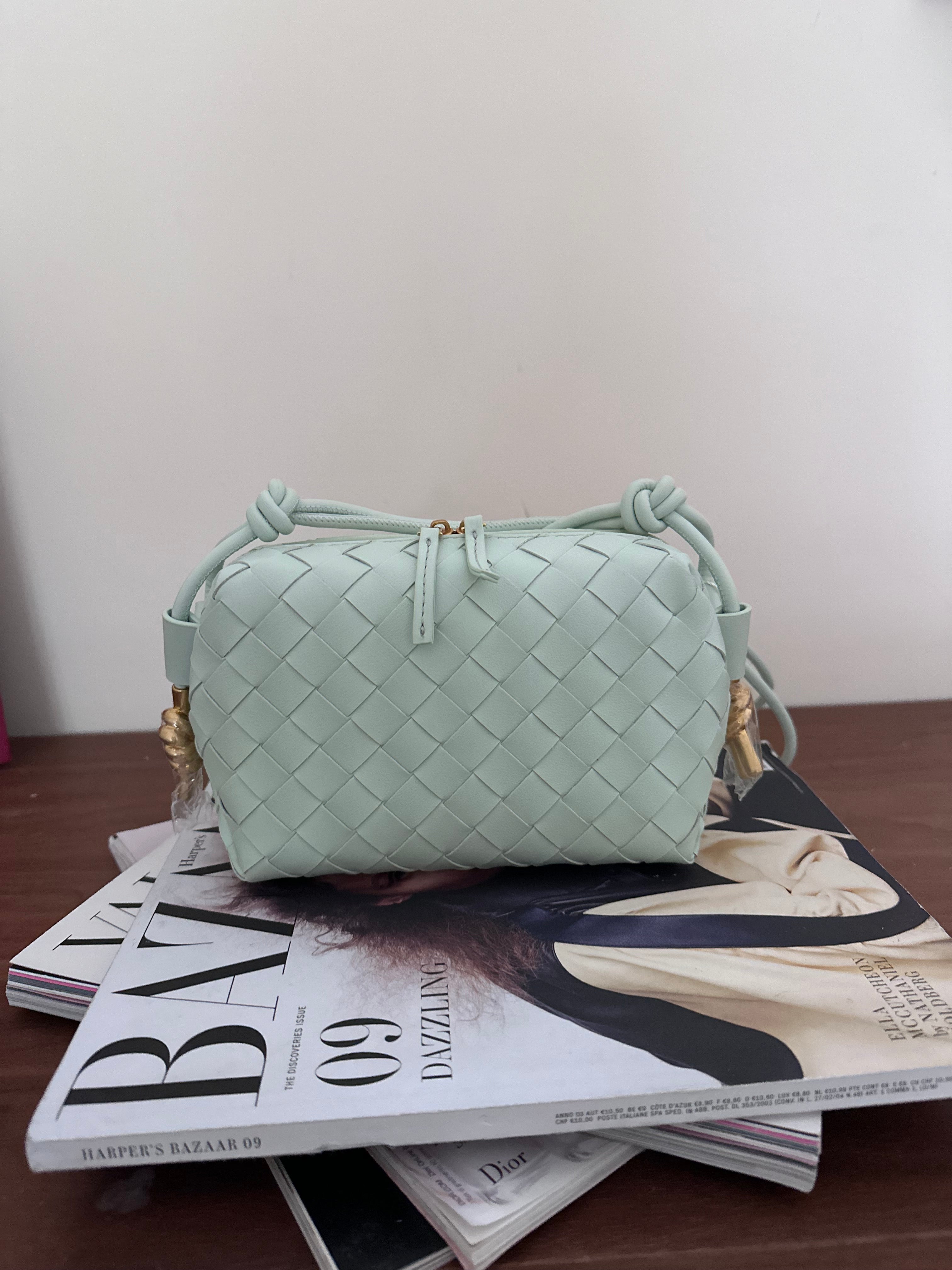 Borsa Aura