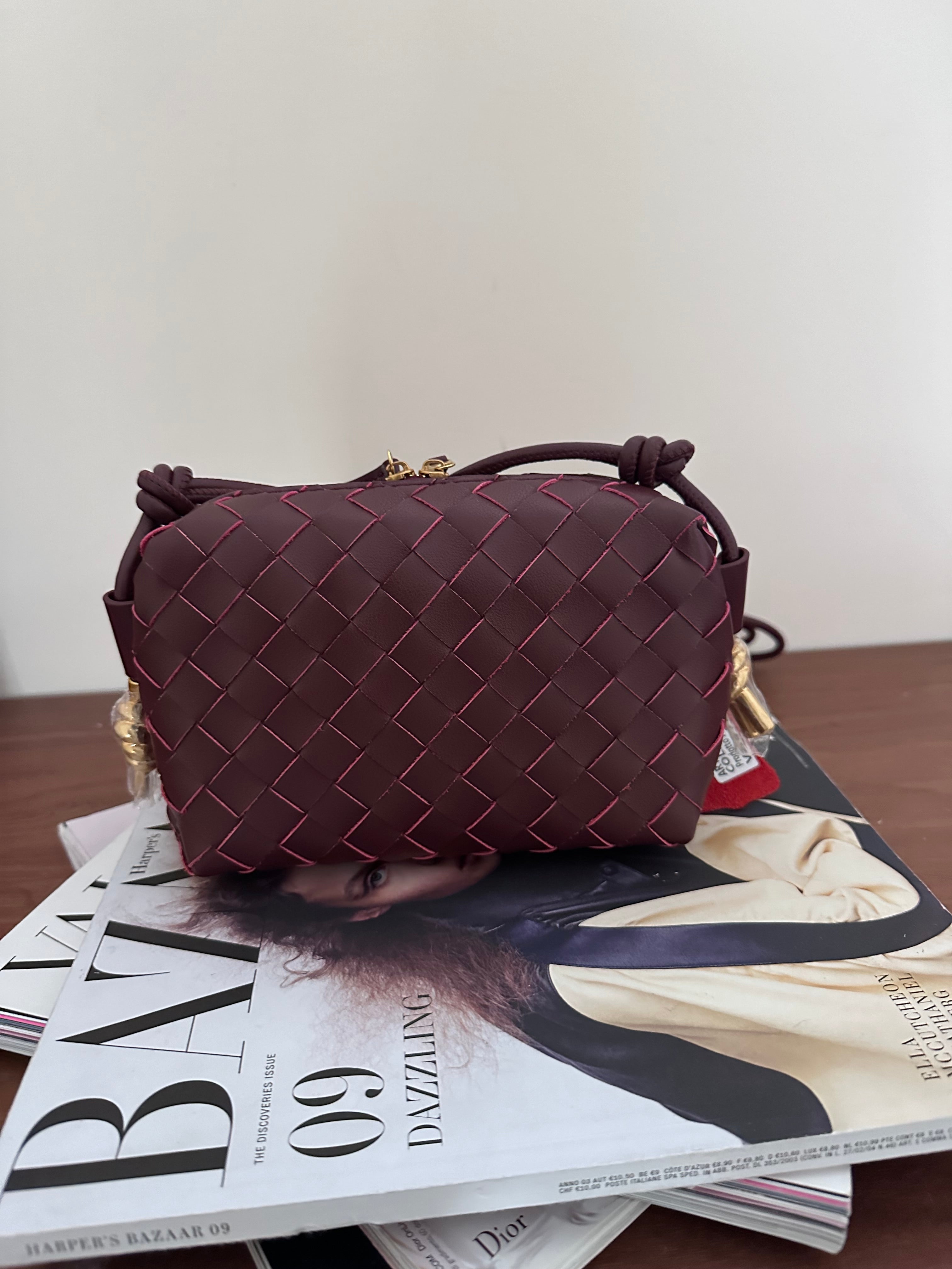 Borsa Aura