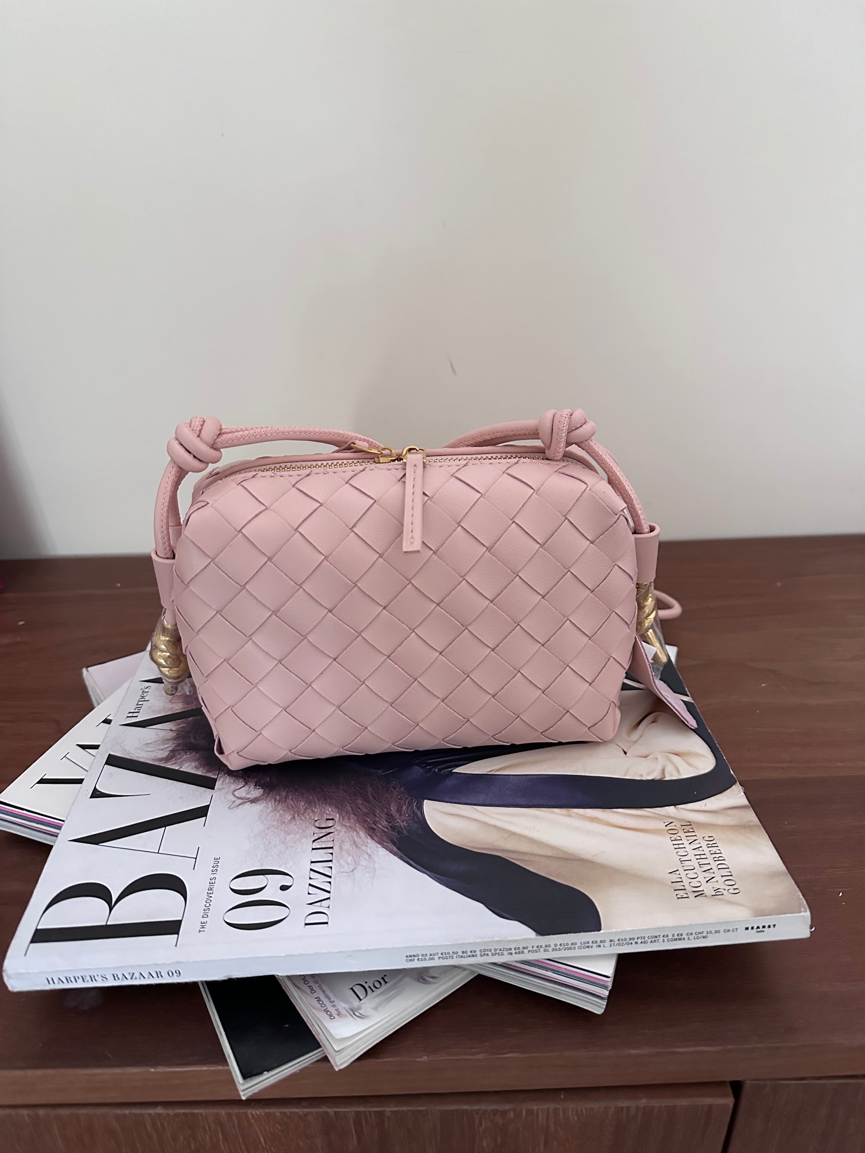 Borsa Aura